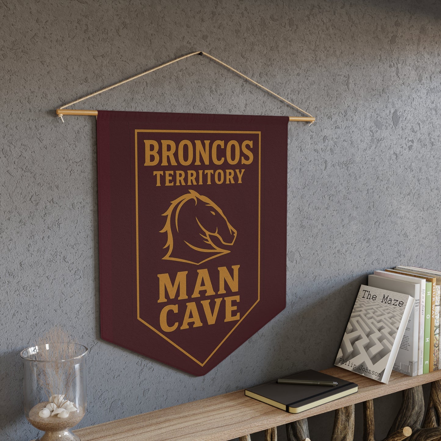 Brisbane Broncos VINTAGE RUGBY LEAGUE-INSPIRED MAN CAVE PENNANT